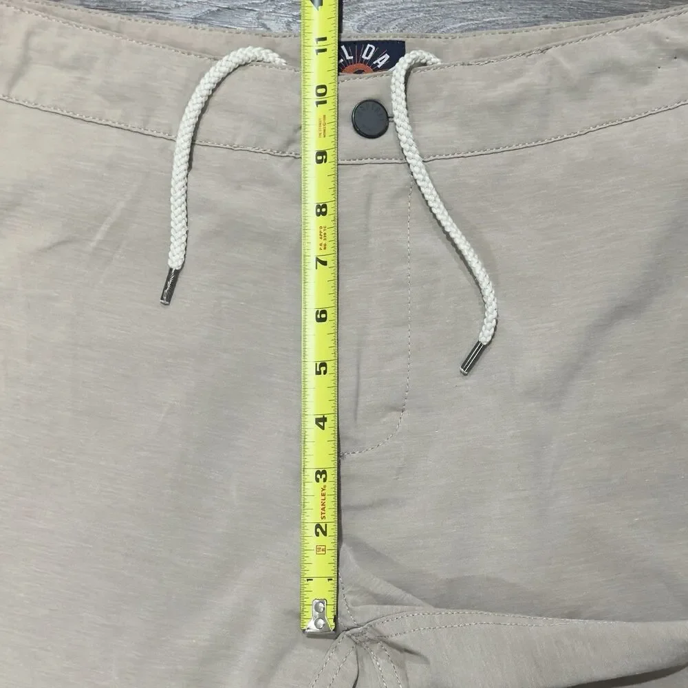 Faherty All Day Shorts Men’s 31 Beige Casual Drawstring Hybrid Shorts Stretch